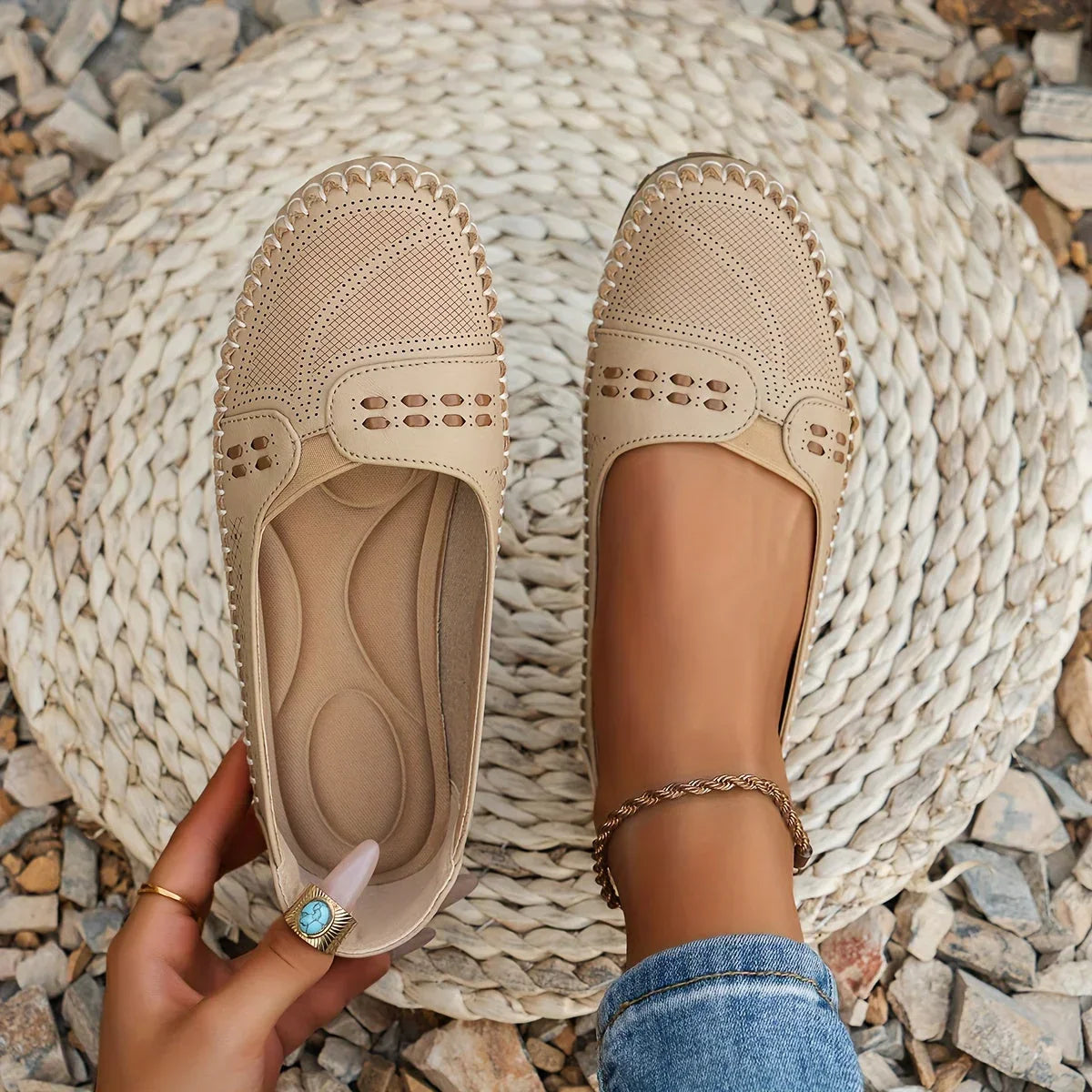 Women's Ballet Flats Soft Leather Slip On Comfort Everyday Shoes Beige