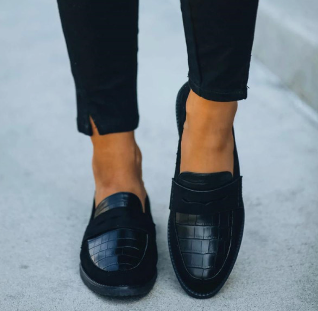 Women's Loafer Shoes Crocodile Embossed Slip-On Casual Office