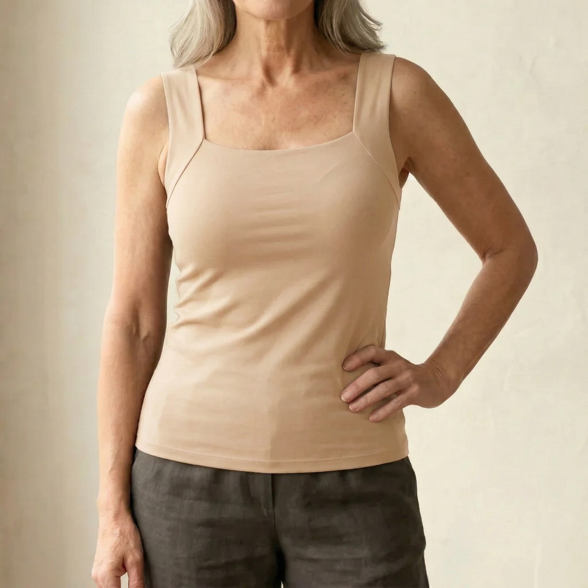 Roxanne tank top in Beige