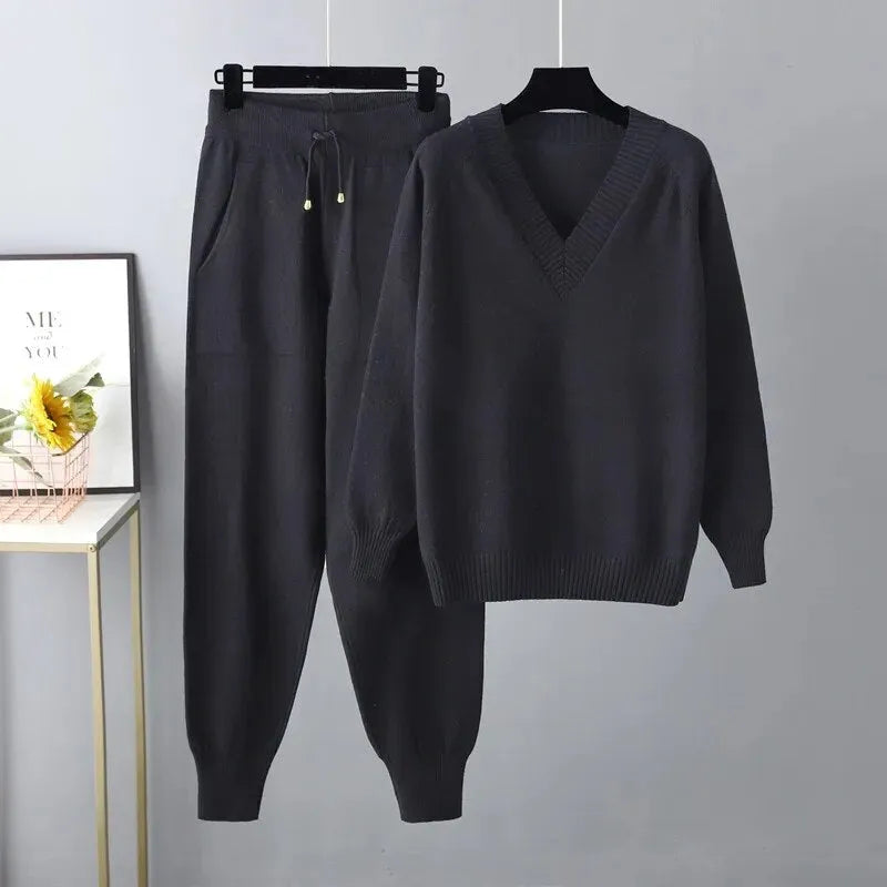 Women's Knit Two Piece Set V-Neck Jumper Tapered Jogger Pants Beige