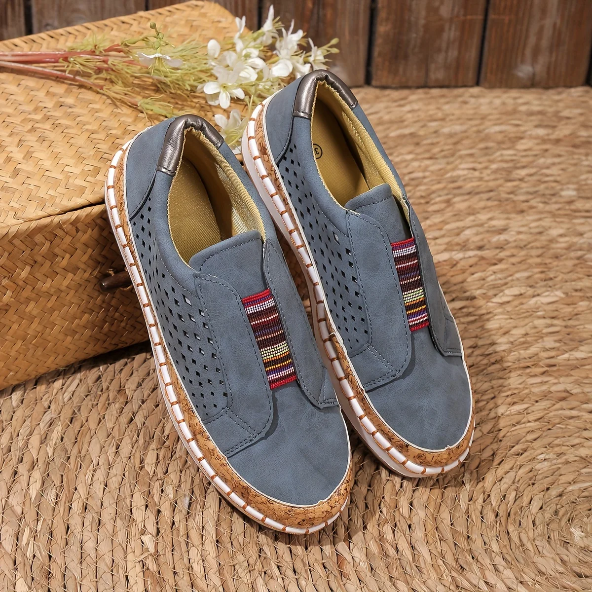 Women's Slip-On Casual Shoes Perforated Lightweight Everyday Comfort