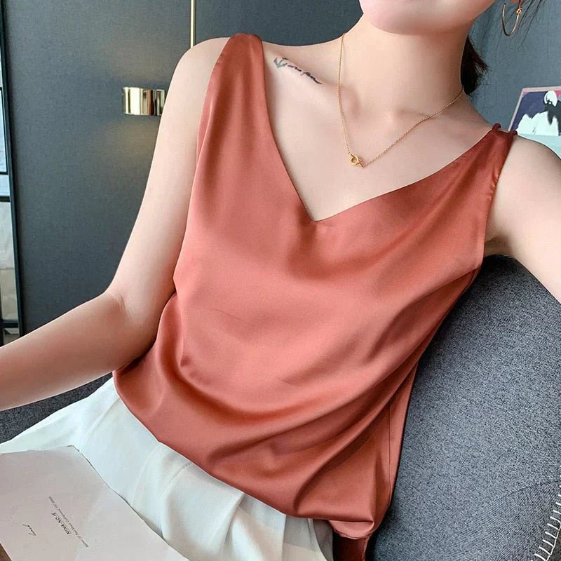 Delwyn women's tank top in Orange