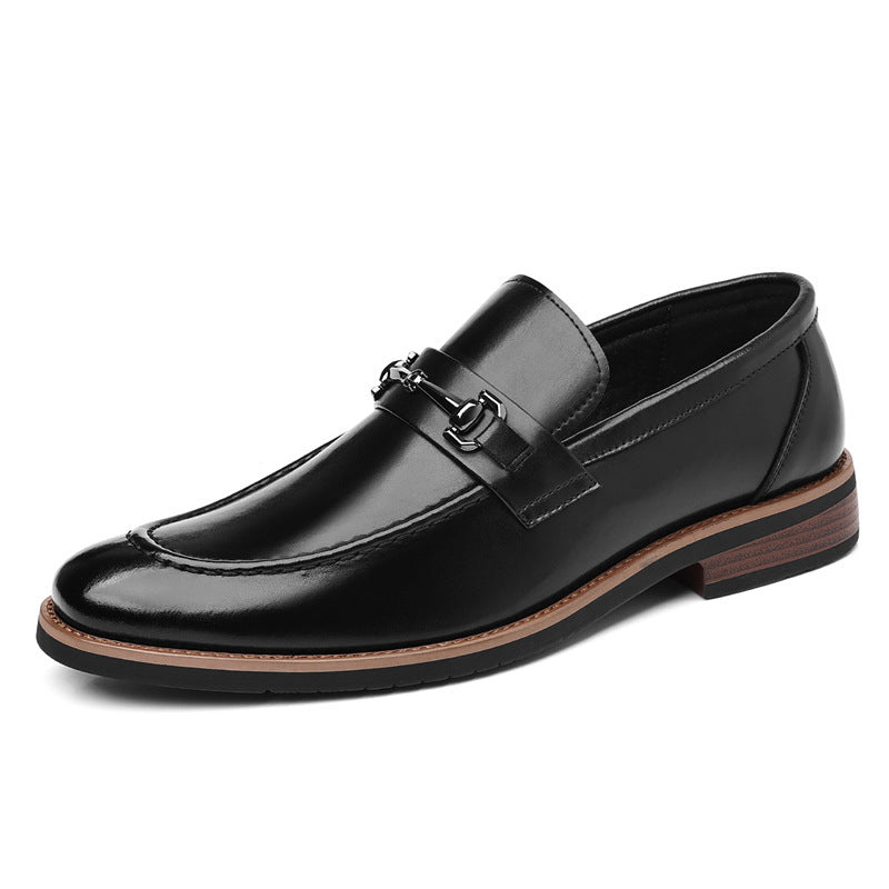 Men's slip-on dress loafers with a metal bit
