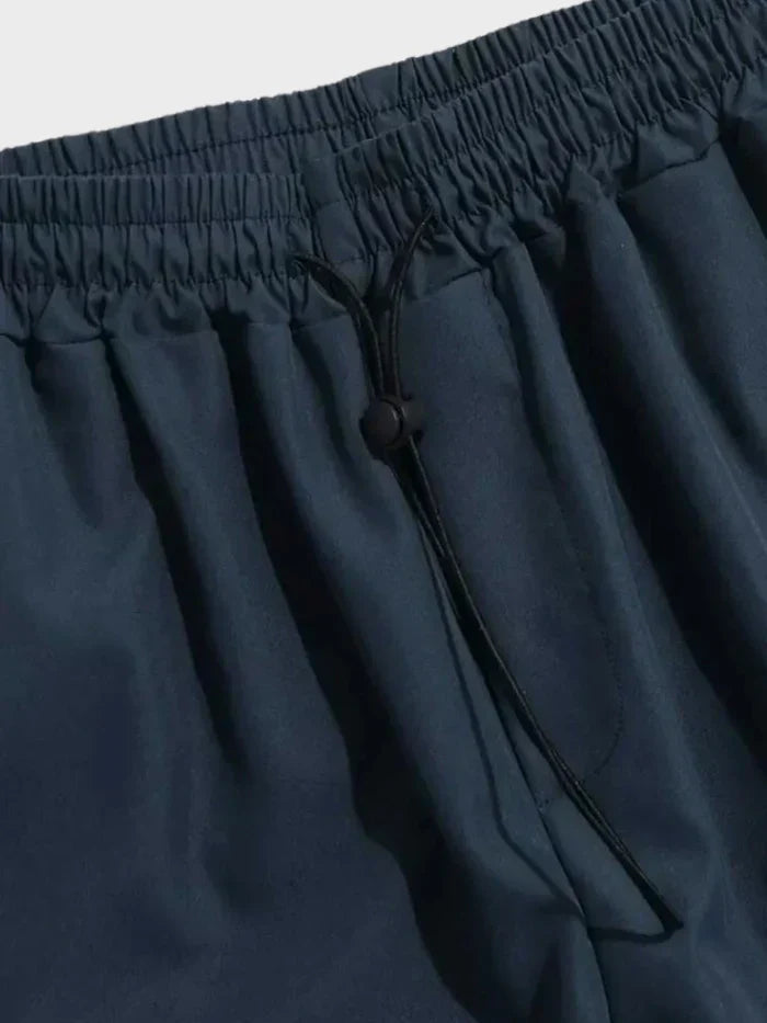 Men's wide-leg trousers with a drawstring waist