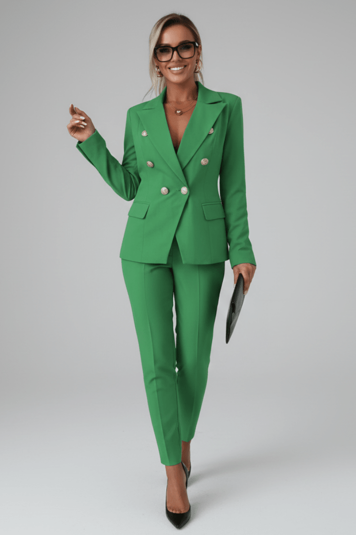 two-piece-woven-pant-suit-with-notched-lapel-and-straight-leg-12