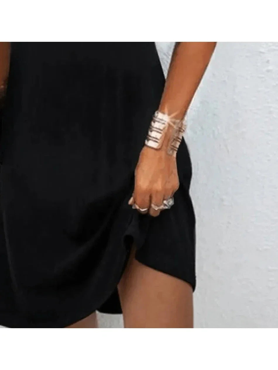 Avril Chic Off-Shoulder Dress in size S, stylish and elegant for a fashionable look.