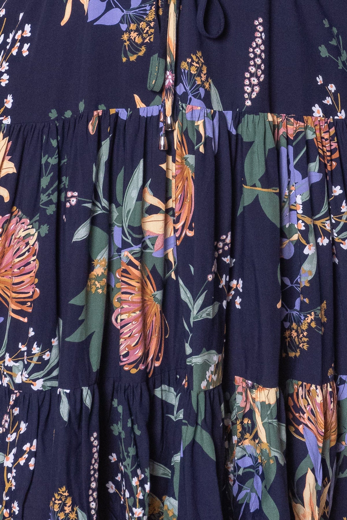 Tiered knee-length dress with a drawstring waist