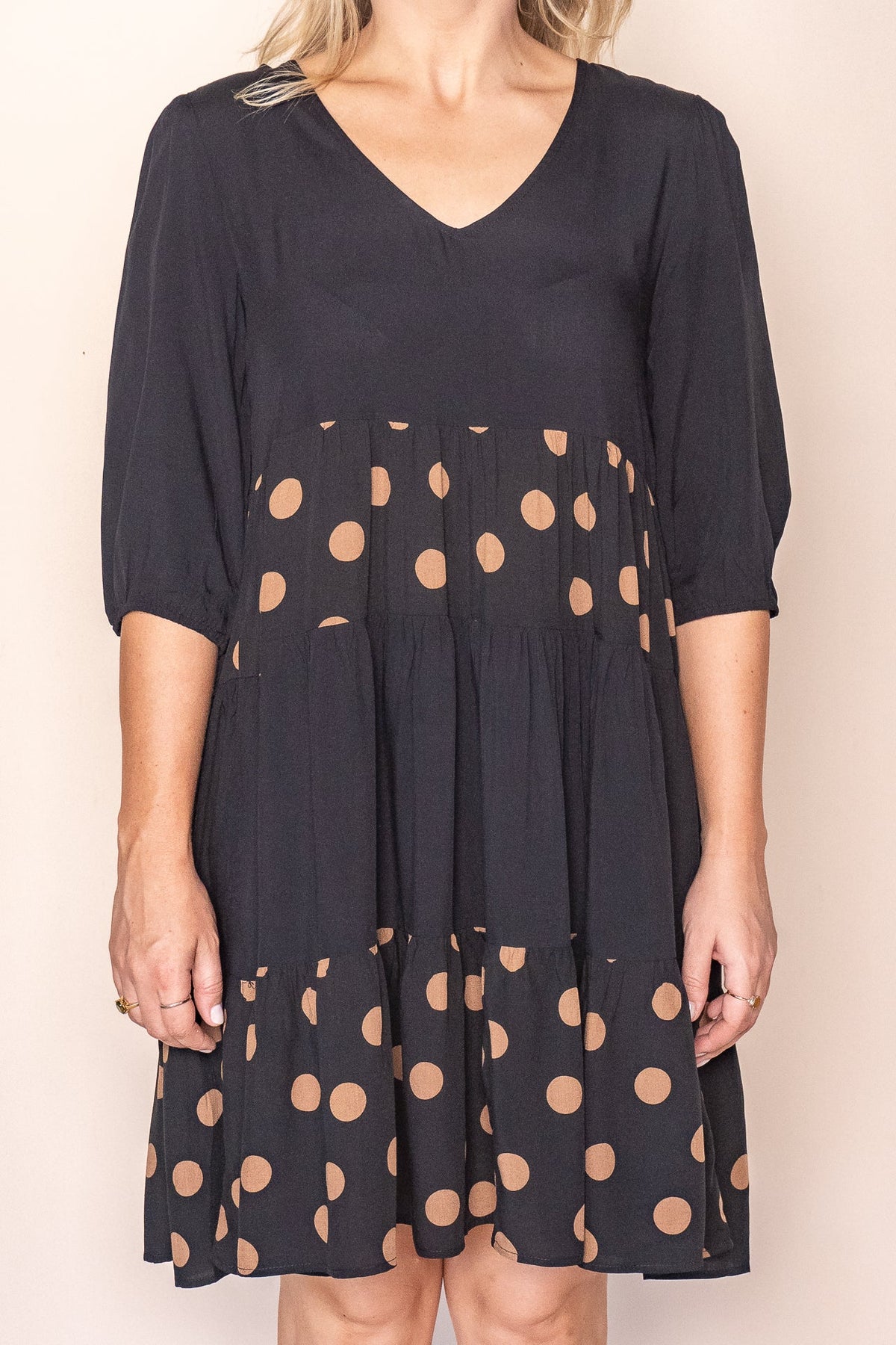 Tiered knee-length dress