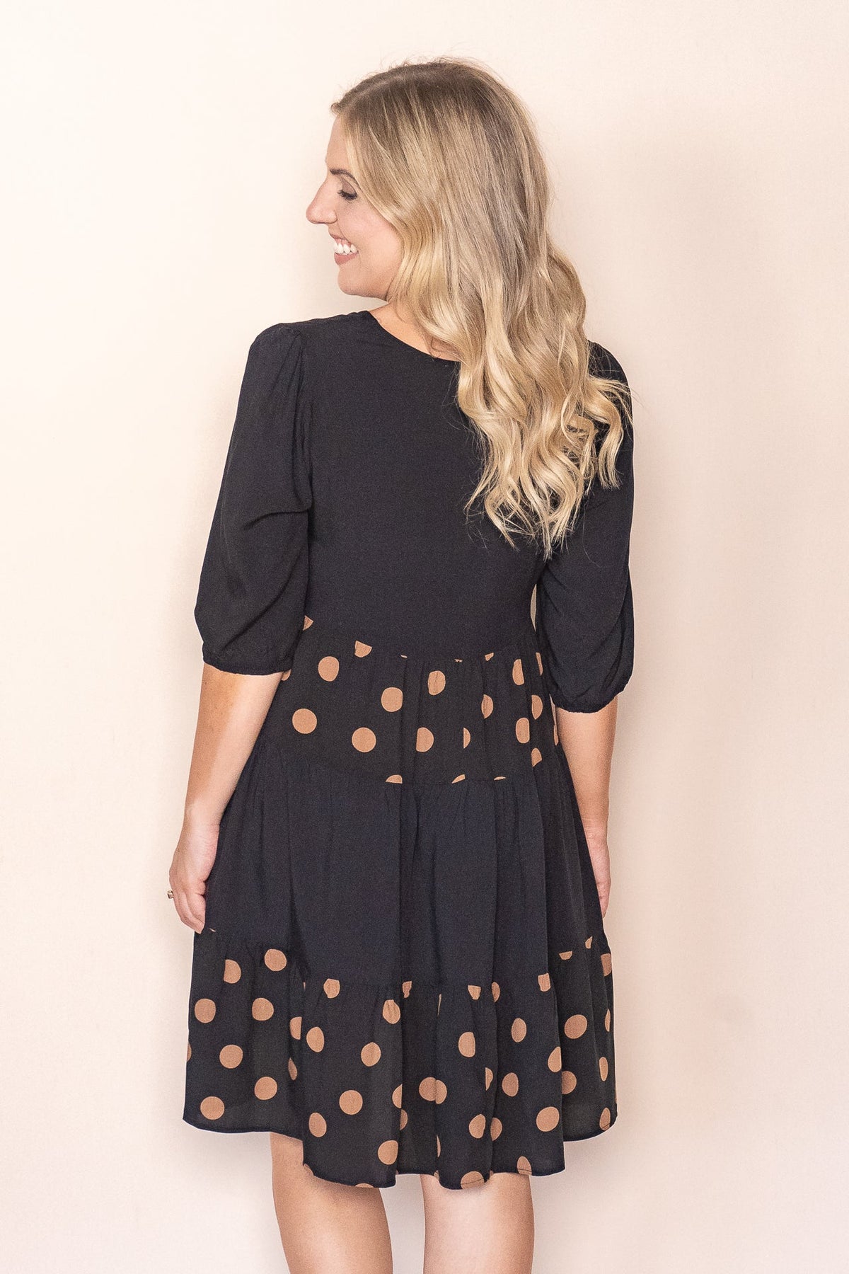 Tiered knee-length dress