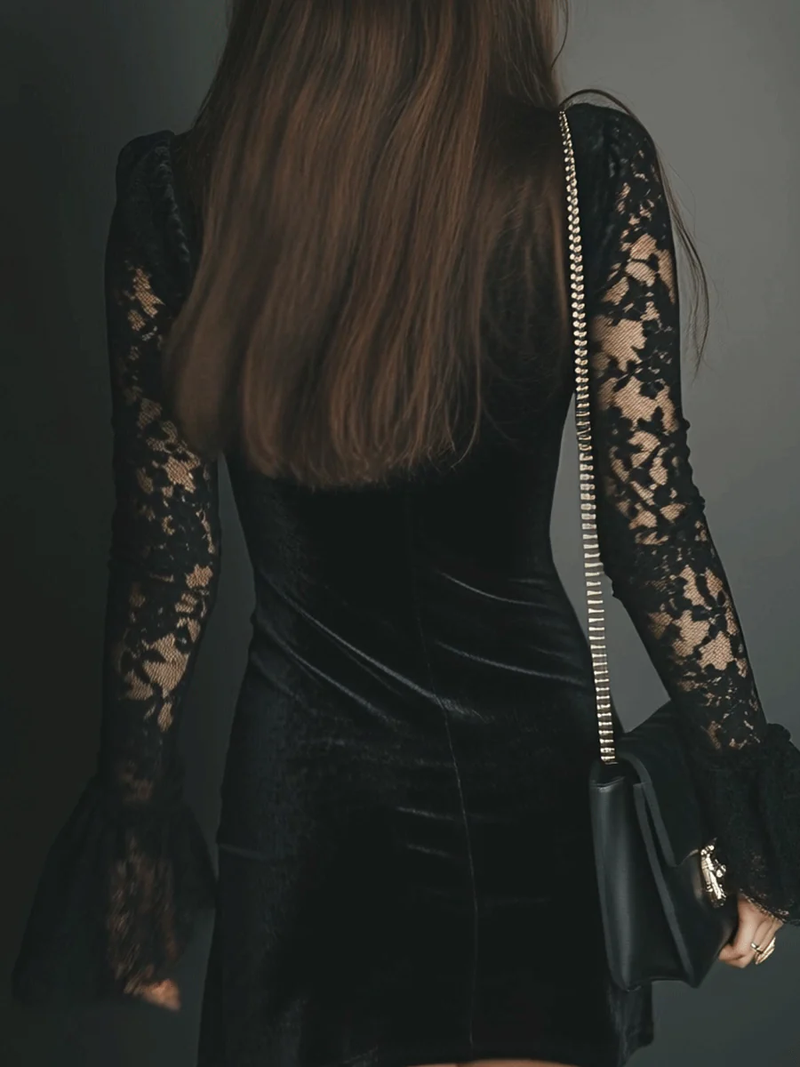 Mini dress with a V-neckline