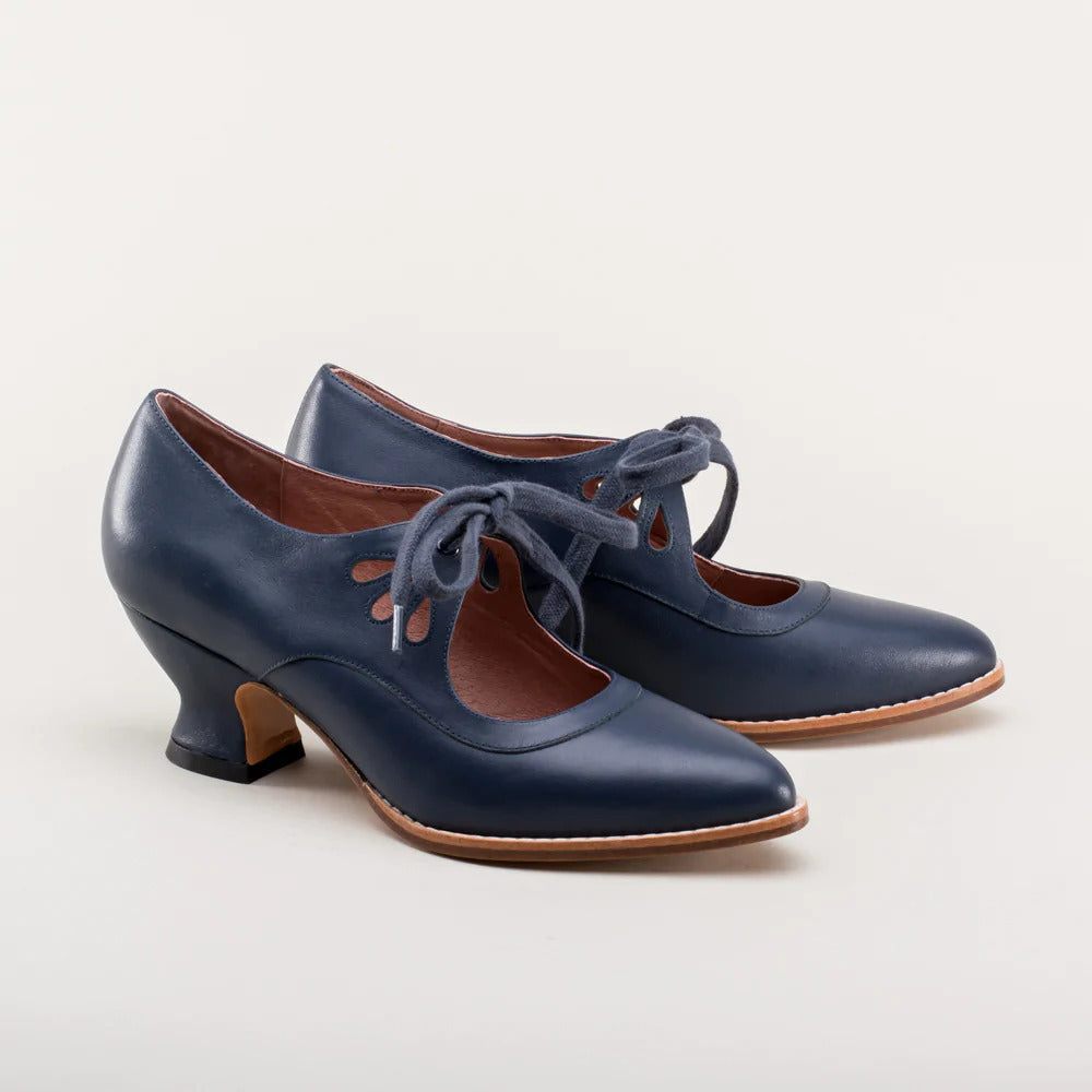Women's Lace-Up Pumps with Heel Elegant Closed Toe Formal Everyday Shoes