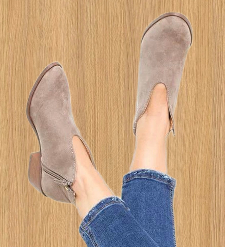 Women's V-Neck Slip-On Ankle Boots Casual Everyday Comfort Black