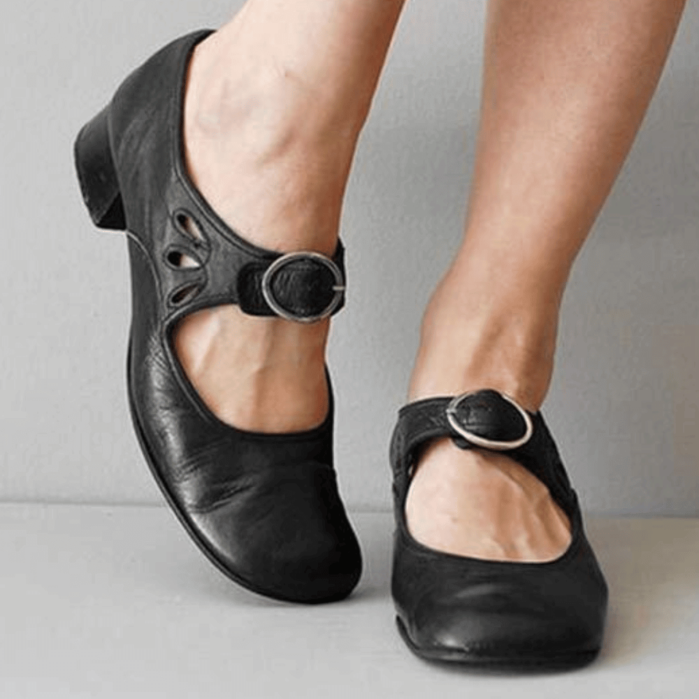 Comfortable Strappy Sandal Adjustable Women's Everyday Casual Shoe