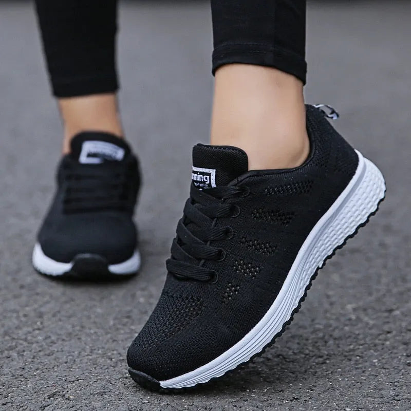 Women's Running Shoes Cushioned Lace-Up Athletic Trainers