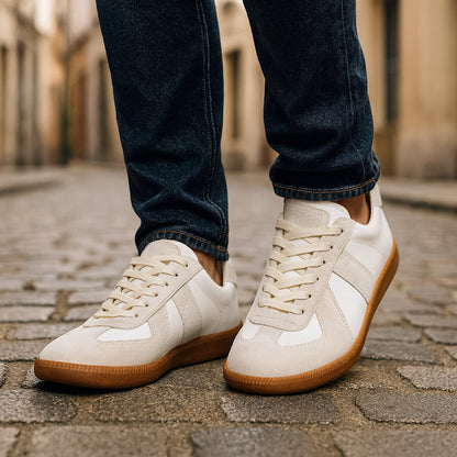 Men's Lace-Up Sneakers Retro Style Casual Walking Shoes Comfortable Everyday