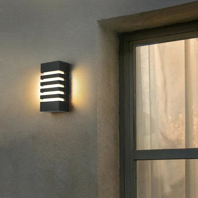 Modern Waterproof Aluminum Wall Lamp for Indoor and Outdoor Lighting