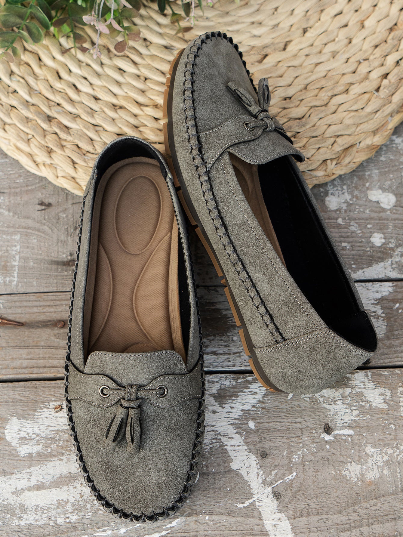 Suede Loafers Women Soft Leather Slip-On Comfort Casual Elegant Everyday