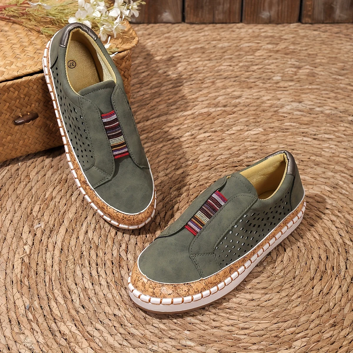 Women's Slip-On Casual Shoes Perforated Lightweight Everyday Comfort