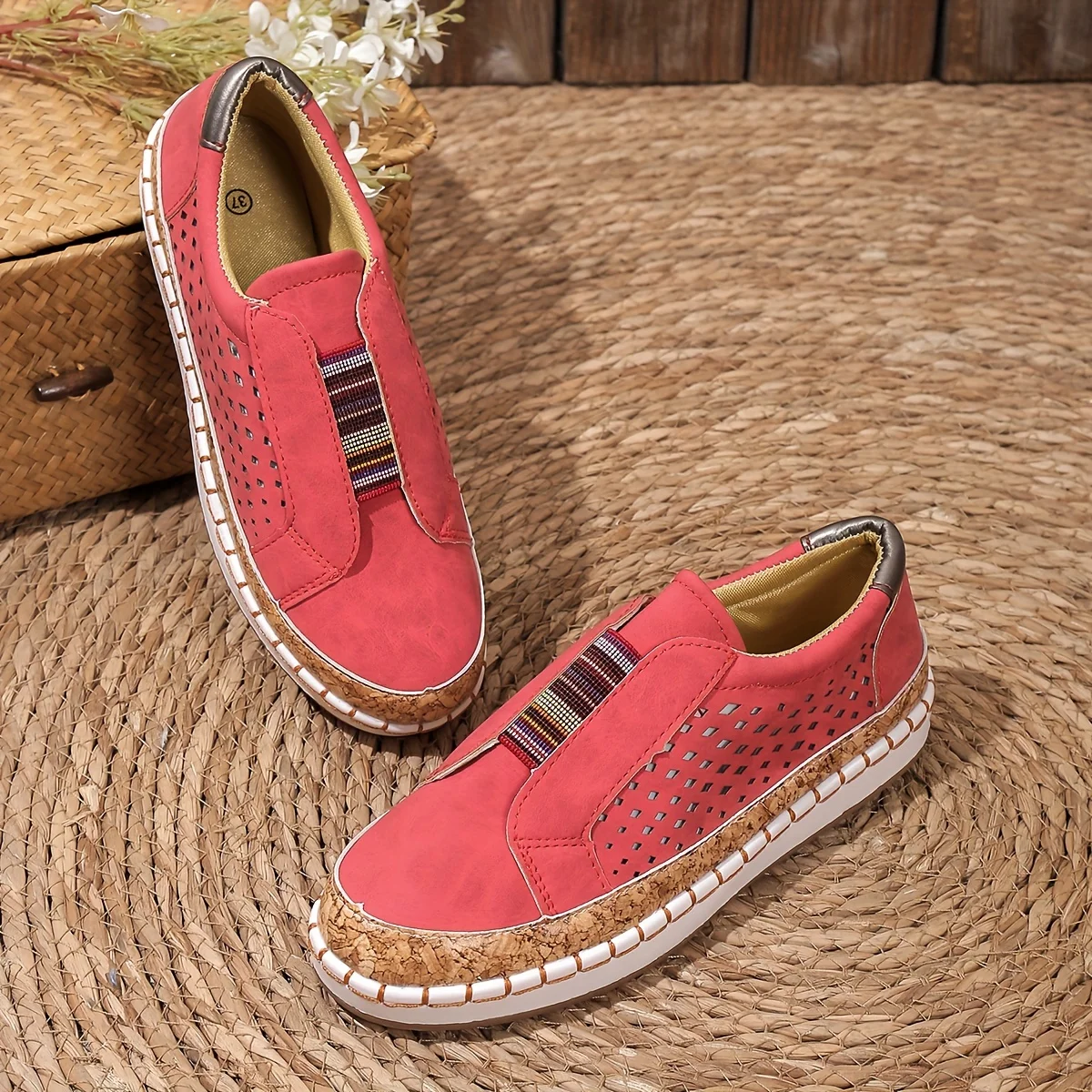 Women's Slip-On Casual Shoes Perforated Lightweight Everyday Comfort