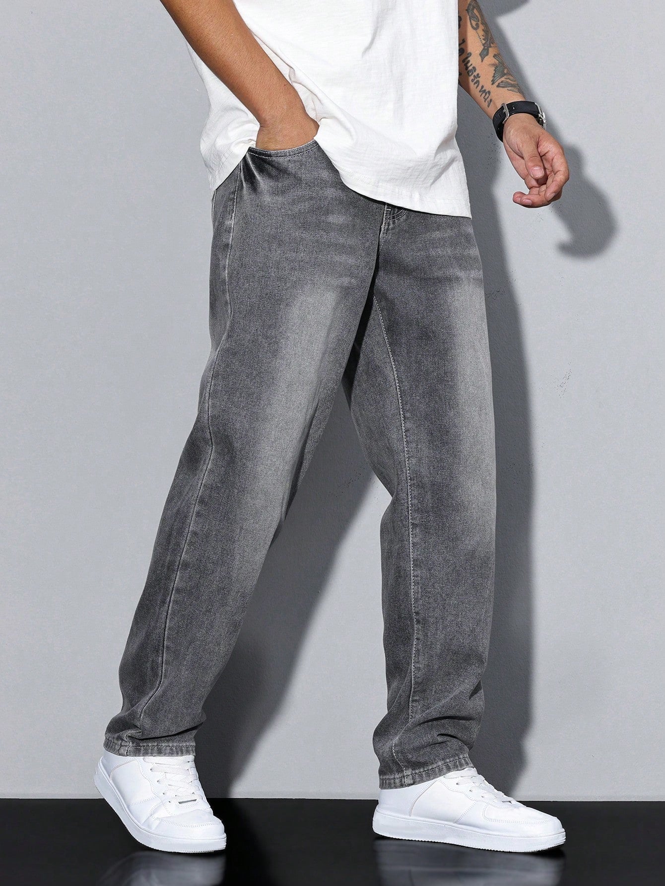 Men's Wide Leg Jeans Casual Winter Style Relaxed Fit Comfortable