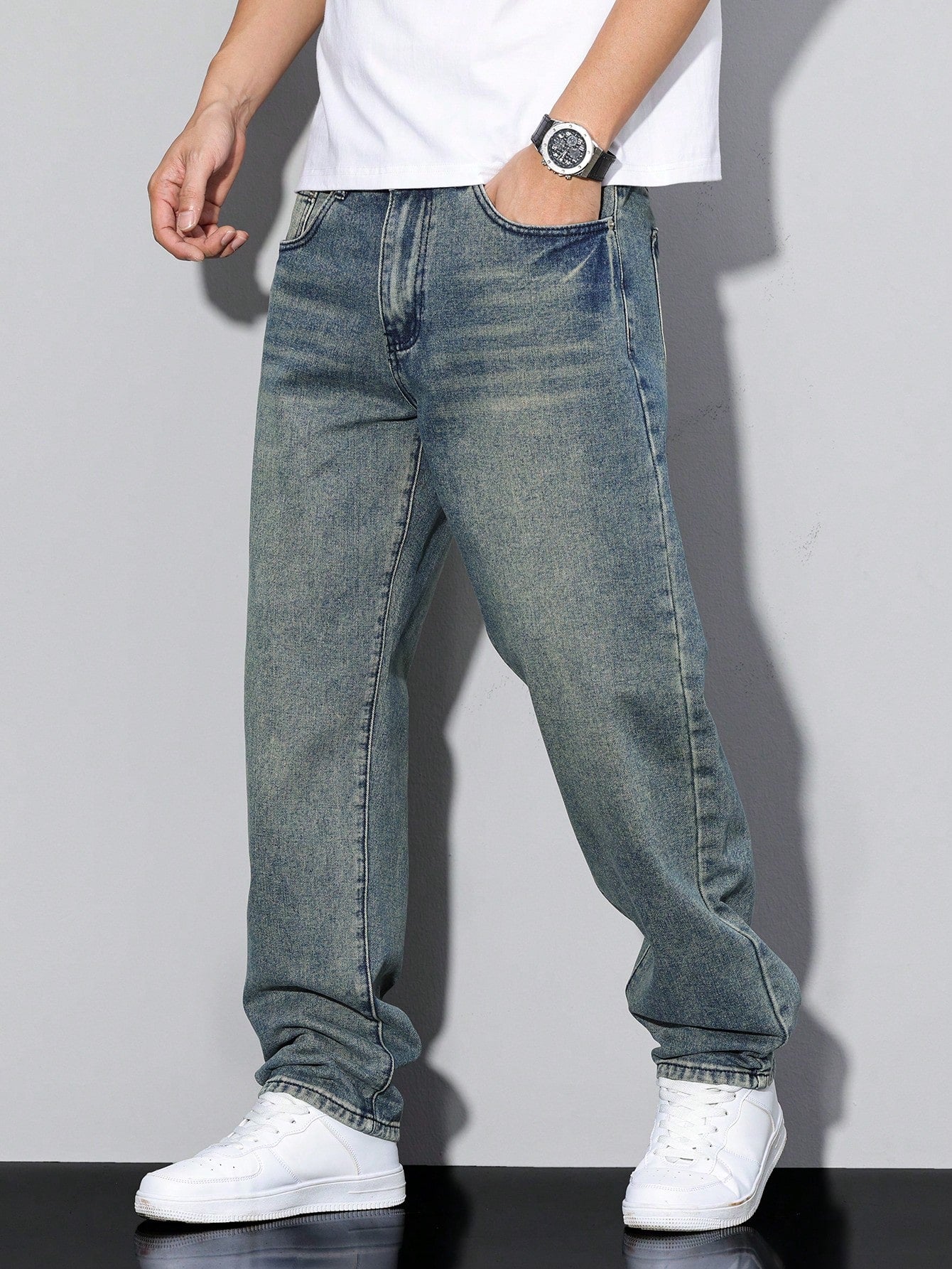 Men's Wide Leg Jeans Casual Winter Style Relaxed Fit Comfortable