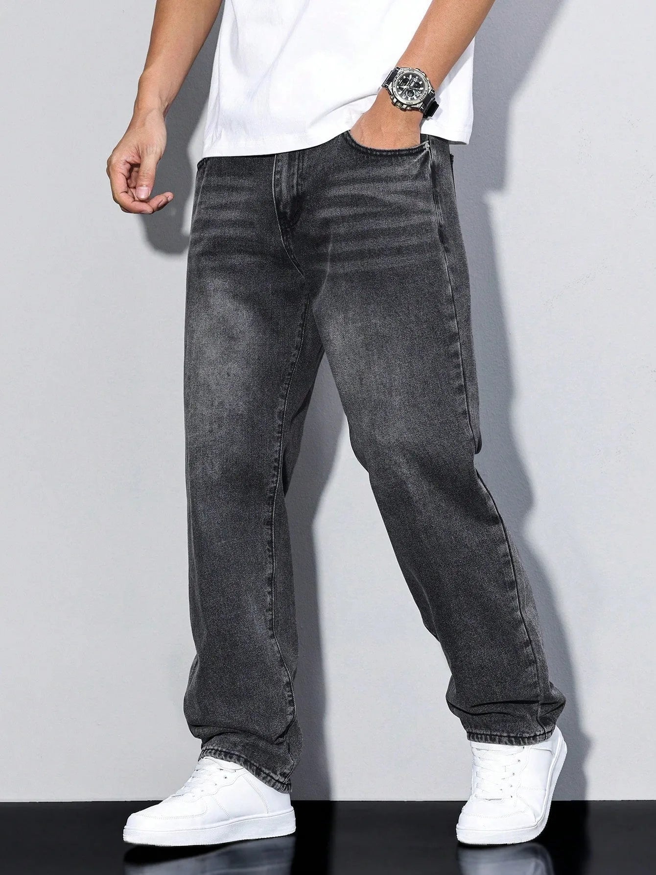 Men's Wide Leg Jeans Casual Winter Style Relaxed Fit Comfortable