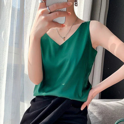 Delwyn women's tank top in Emerald Green