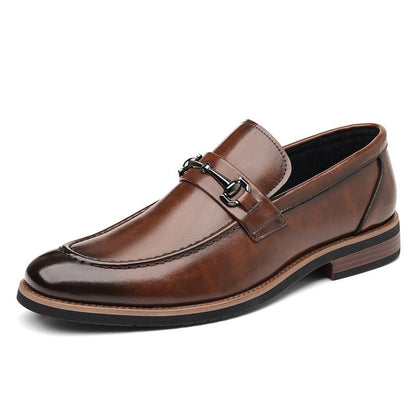 Men's slip-on dress loafers with a metal bit