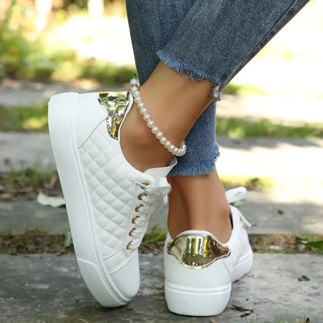 Women's Quilted Sneakers Lace Up Casual Comfort Everyday Trainer Shoes