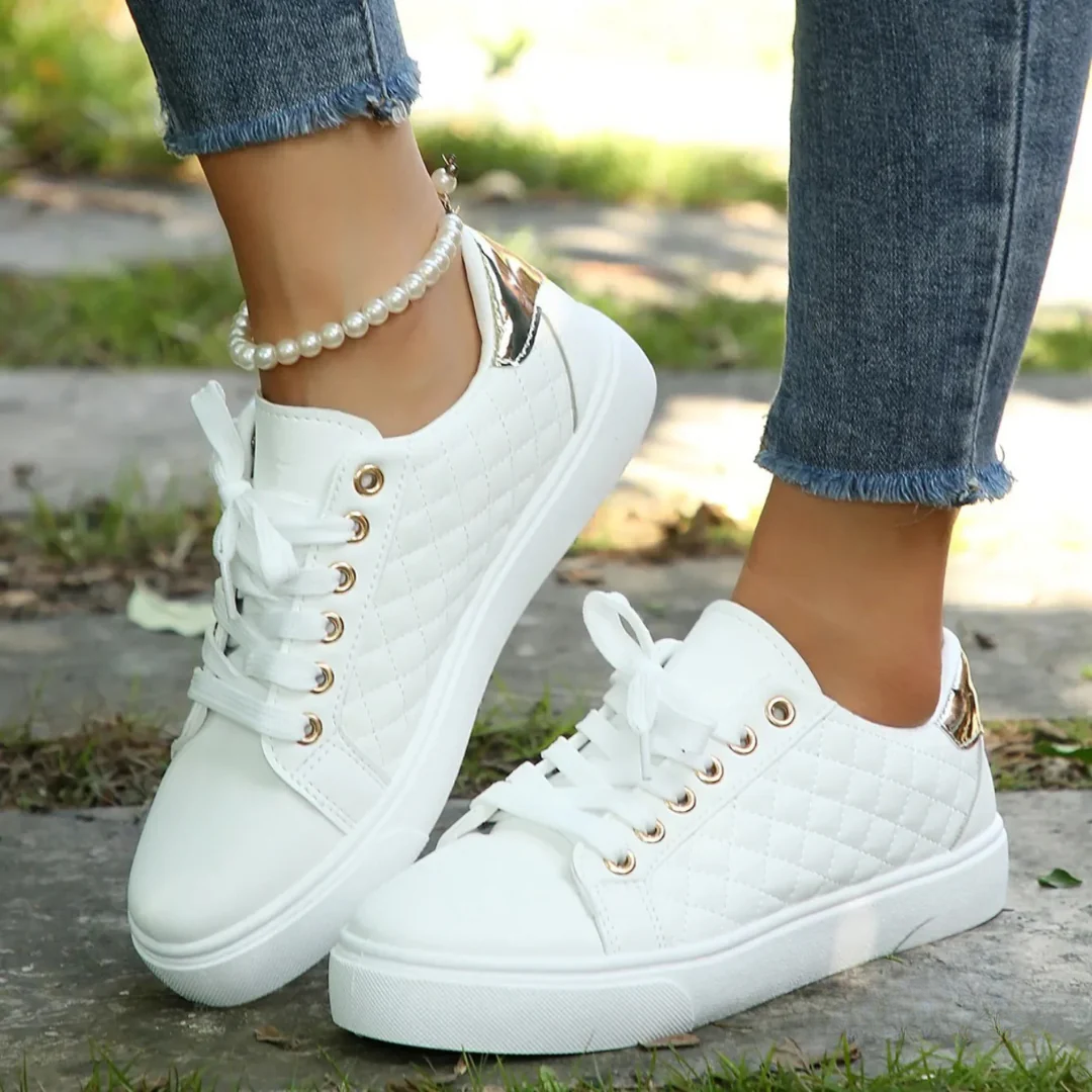 Women's Quilted Sneakers Lace Up Casual Comfort Everyday Trainer Shoes