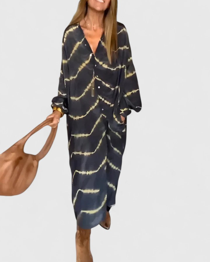 Maxi striped dress with a V-neckline