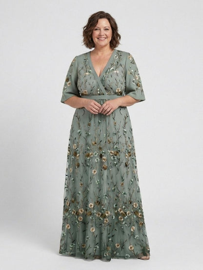 Maxi floral dress with a V-neckline
