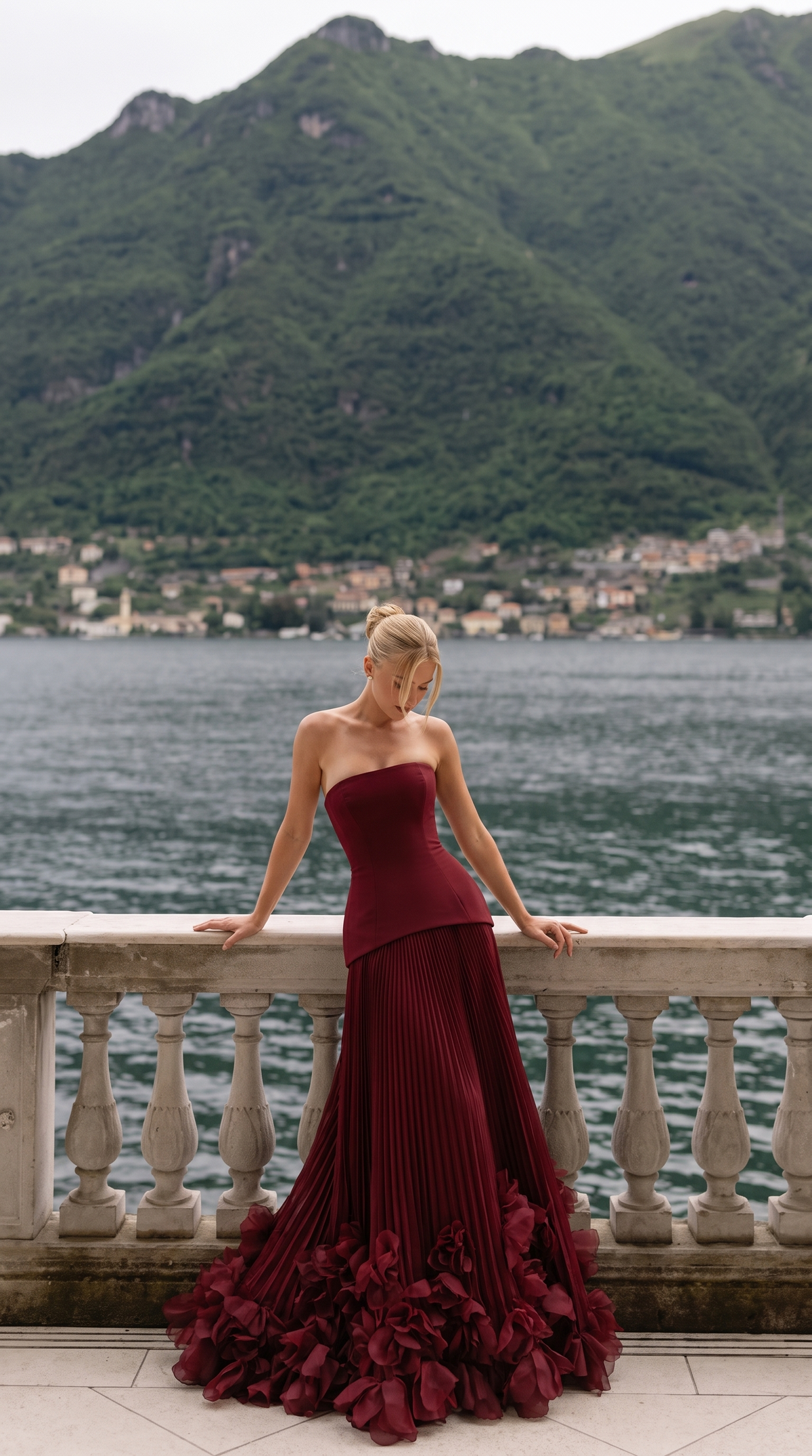 Maxi strapless dress