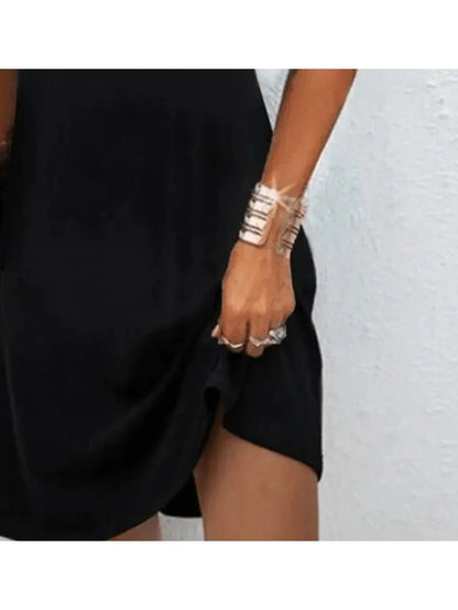 Avril Chic Off-Shoulder Dress in size S, stylish and elegant for a fashionable look.