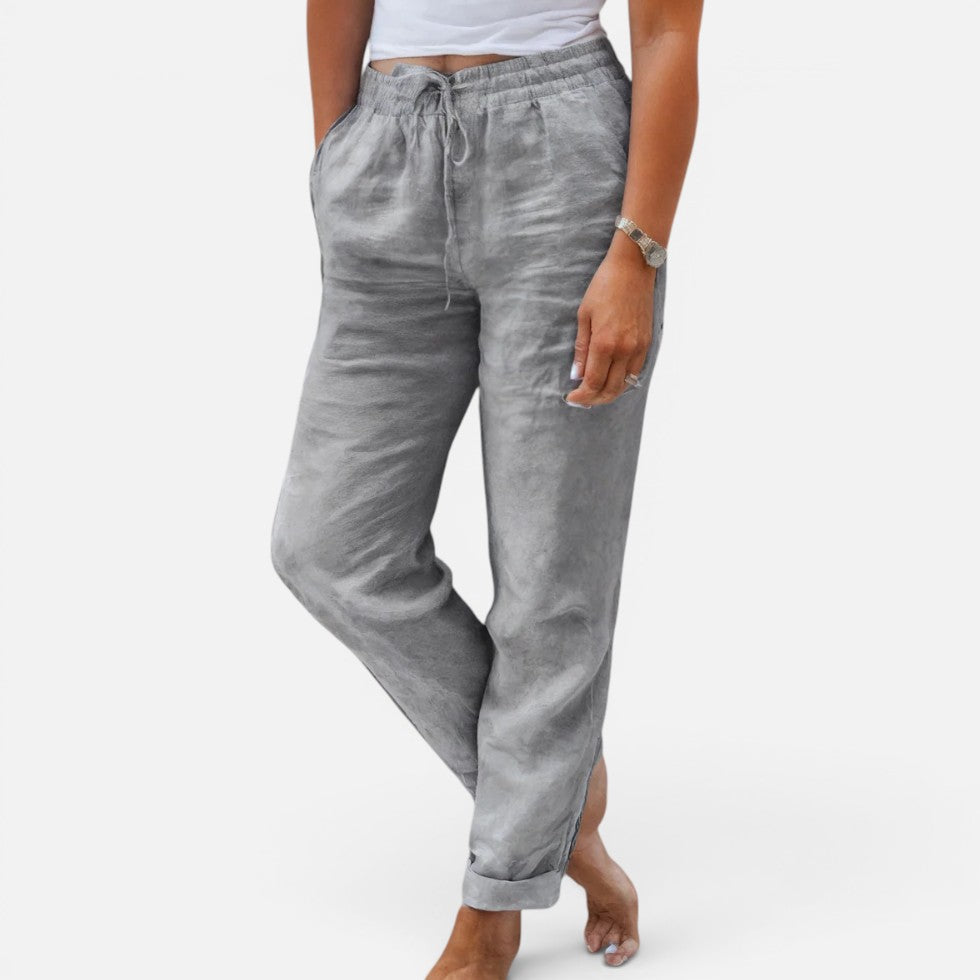 Women's pants with pockets