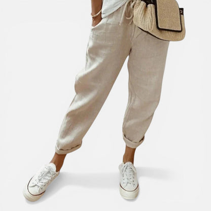 Women's tapered pants with a drawstring waist