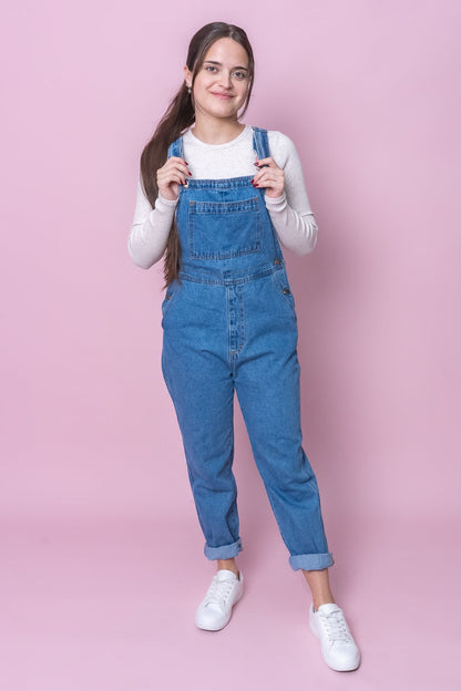 Tapered overalls with pockets