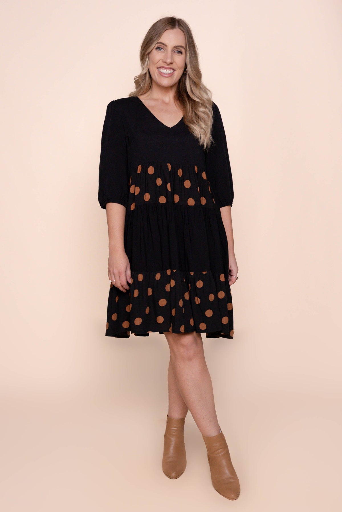 Tiered knee-length dress