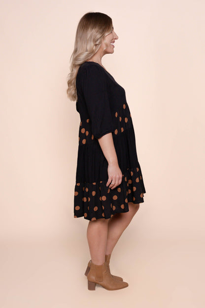 Tiered knee-length dress