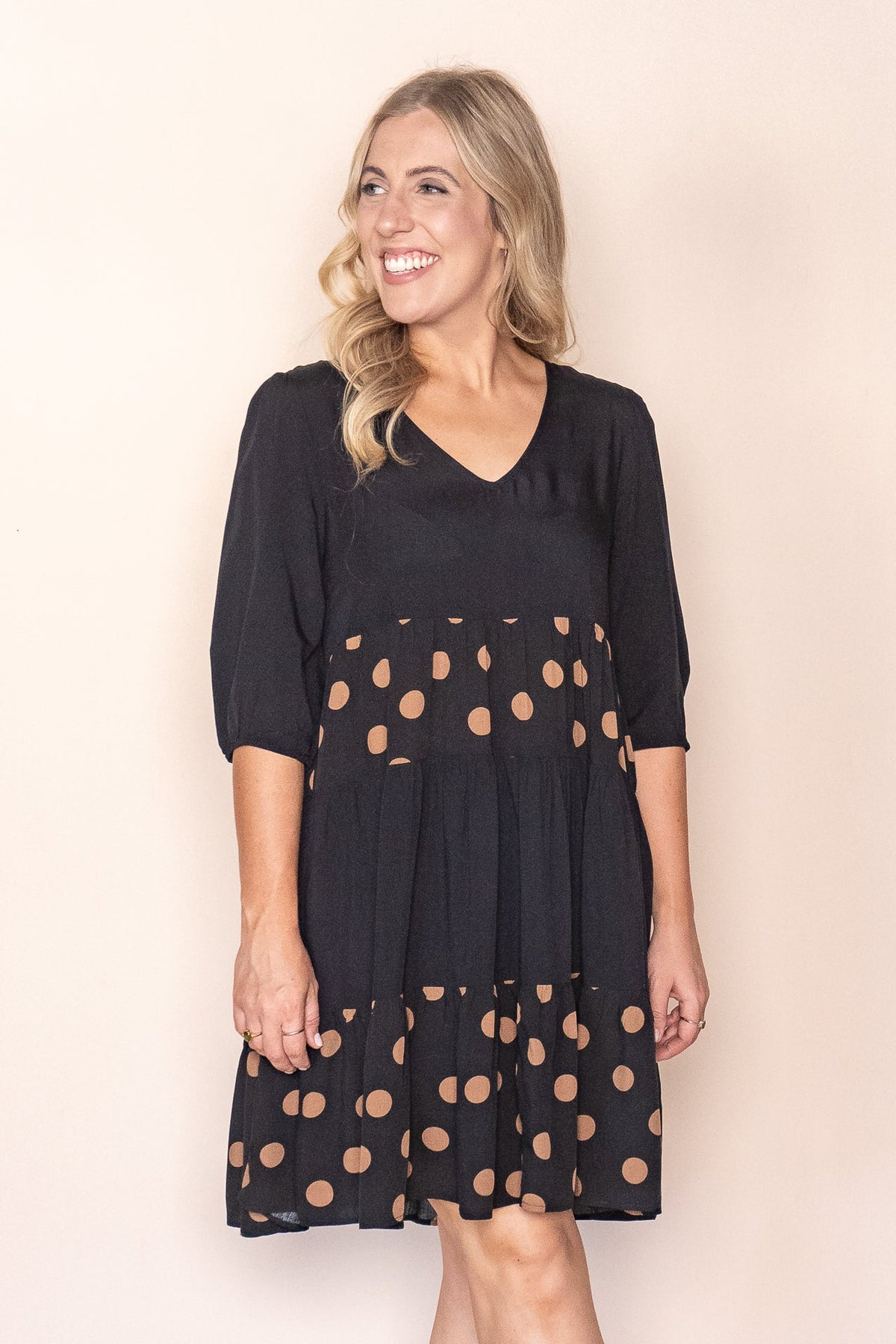 Tiered knee-length dress