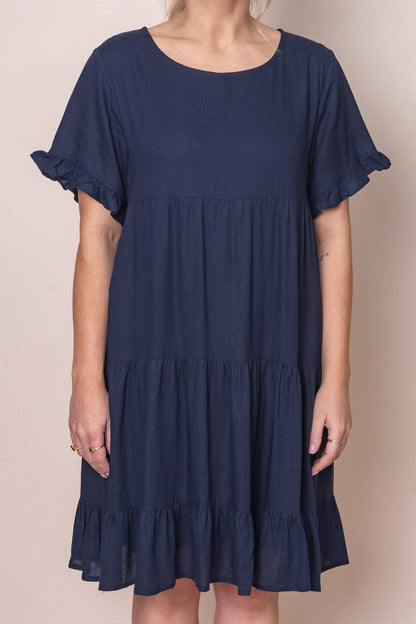 Tiered knee-length dress with a round neckline